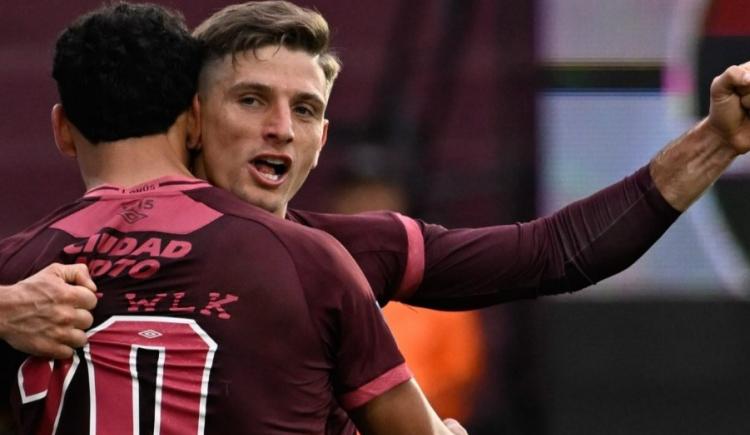 Imagen de Lanús le ganó 2-0 a Vélez y dejó la Tabla Anual al rojo vivo