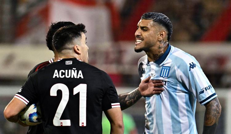 Imagen de La actitud de Adrián Balboa tras el escupitajo a Marcos Acuña