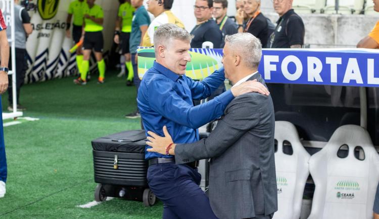 Imagen de Crespo le ganó a Palermo un duelo Titánico de entrenadores argentinos