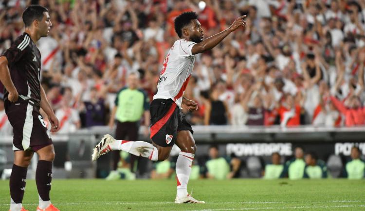 Imagen de River volverá a enfrentarse a México: cuándo serían los amistosos y cuánto dinero recibirá