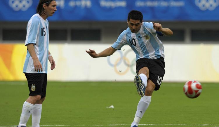 Imagen de Juan Román Riquelme y Lionel Messi, una relación marcada por la admiración y las coincidencias
