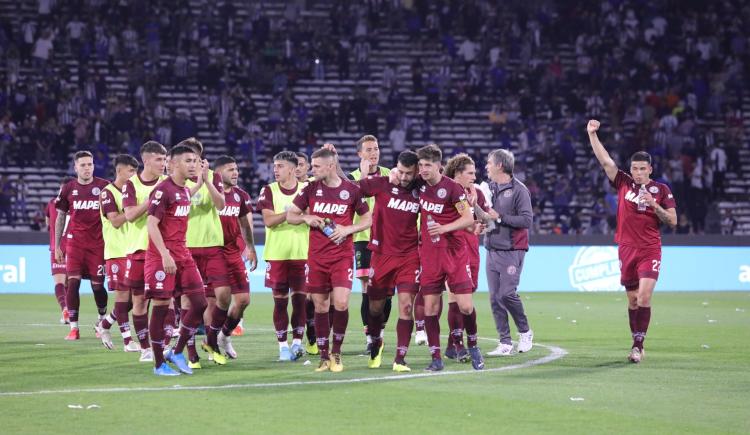 Imagen de Lanús sigue de racha y le puso fin al invicto de Javier Gandolfi