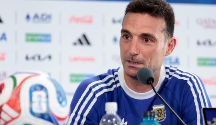 Imagen de Scaloni, a horas del debut de la Selección Argentina en el Mundial: "Estamos confiados y en un buen momento"