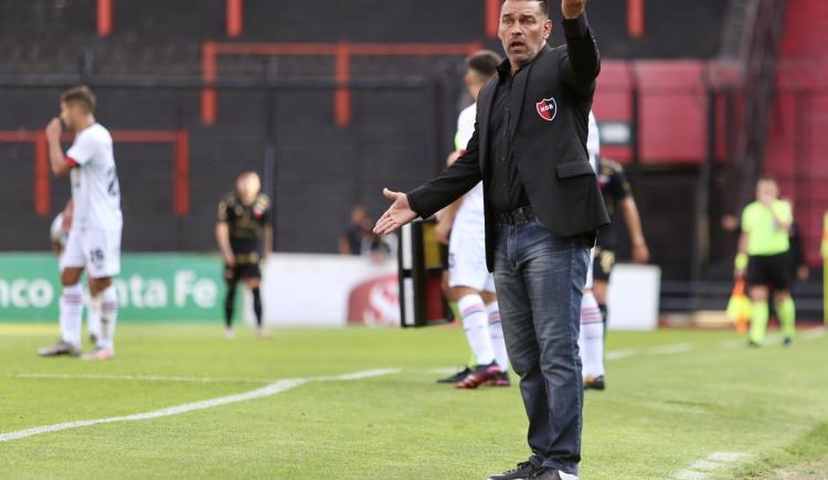 Imagen de GAMBOA DEJÓ DE SER EL ENTRENADOR DE NEWELL'S