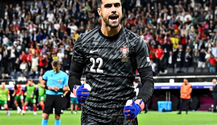 Imagen de La histórica noche de Diogo Costa en la Eurocopa