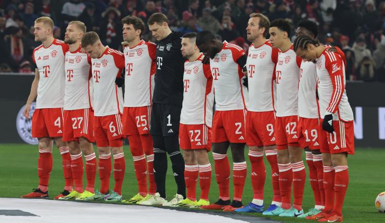 Imagen de El emotivo homenaje de Bayern Munich a Beckenbauer: “Descanse en paz, Káiser”