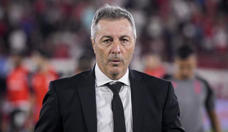 Imagen de Frank Kudelka palpitó el duelo de necesitados entre Huracán y Boca y avisó quién será su arquero