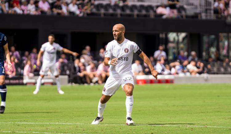 Imagen de FEDERICO HIGUAÍN JUGÓ SU ÚLTIMO PARTIDO COMO PROFESIONAL