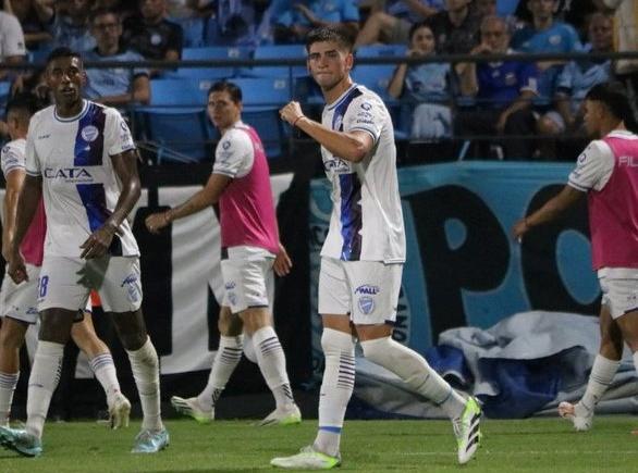 Imagen de Godoy Cruz no afloja: venció 1-0 a Belgrano y sigue con puntaje ideal