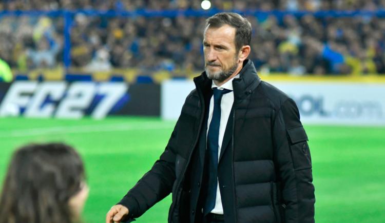 Imagen de Rodolfo Arruabarrena tras la victoria de Boca: "Paredes es el líder del grupo y la gente nos dio una fuerza enorme"