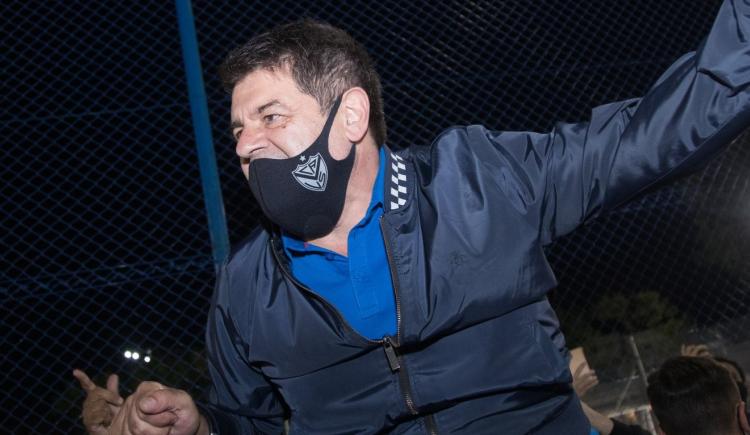 Imagen de SERGIO RAPISARDA FUE REELECTO PARA LA PRESIDENCIA DE VÉLEZ
