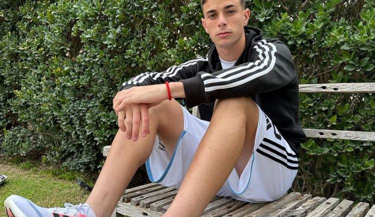 Imagen de River lo espera: el motivo del viaje de Valentín Gómez a Italia