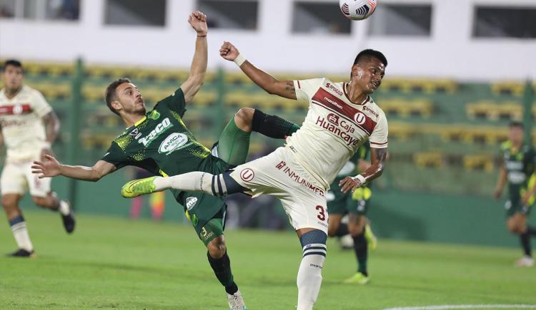 Imagen de DEFENSA FRENTE A UNIVERSITARIO POR LA COPA LIBERTADORES