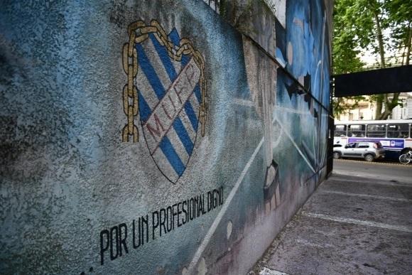 Imagen de Se para el fútbol de Uruguay por graves hechos de violencia