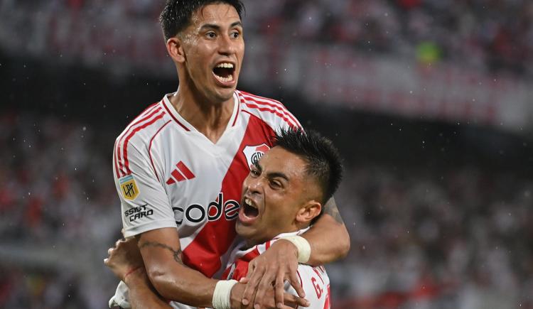 Imagen de River goleó a Barracas en el Monumental y se ilusiona con la Liga Profesional