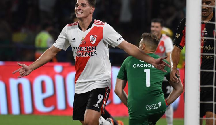 Imagen de JULIÁN ÁLVAREZ FUE ELEGIDO EL MEJOR FUTBOLISTA EN AMÉRICA DEL 2021
