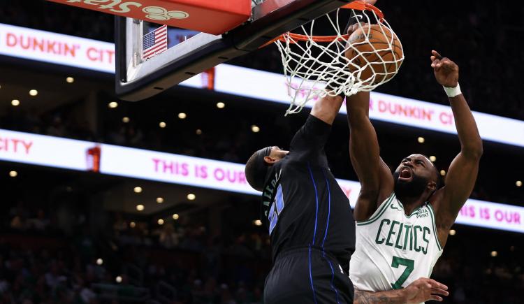 Imagen de Boston venció a Dallas y tomó ventaja en las finales de la NBA