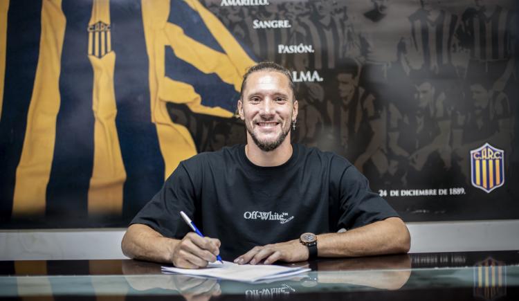 Imagen de Volvió a su casa: Jeremías Ledesma fue presentado como nuevo refuerzo de Rosario Central