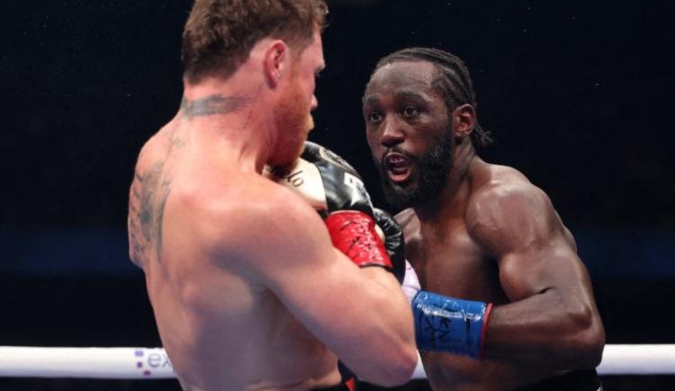 Imagen de Terence Crawford venció a Canelo Álvarez y estableció una marca histórica