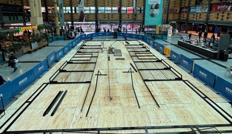 Imagen de Histórico: una exhibición de pádel en un shopping