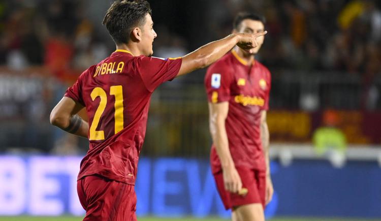 Imagen de Mirá el gol y la asistencia de Dybala en la victoria de la Roma