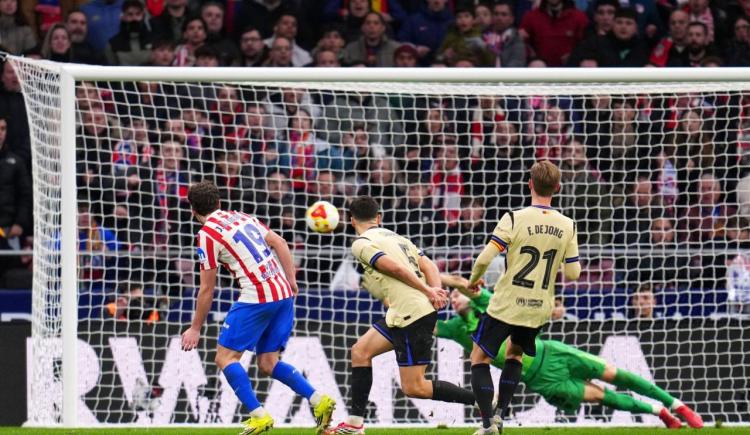 Imagen de ¡HISTÓRICO! 10 datos que explican la humillación del Atlético al Barça en una noche de récords y pesadillas
