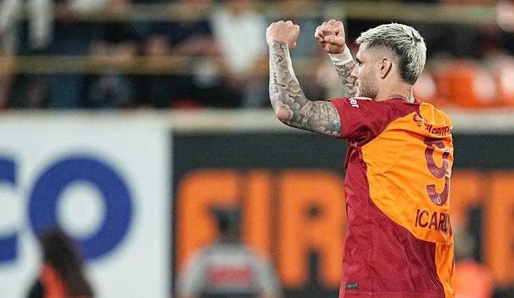 Imagen de Mauro Icardi le puso el moño a la goleada de Galatasaray