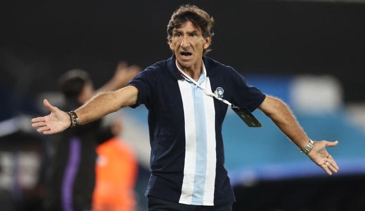 Imagen de Gustavo Costas, sin excusas: "Nos ganaron bien, no nos salió nada"