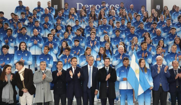 Imagen de Argentina despidió a la delegación que participará de Santa Fe 2026