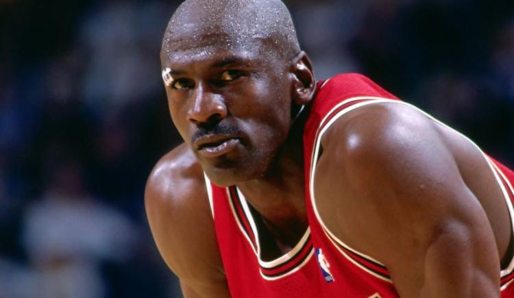Imagen de La cruda confesión de Michael Jordan a 22 años de su retiro y el tiro más difícil de su vida