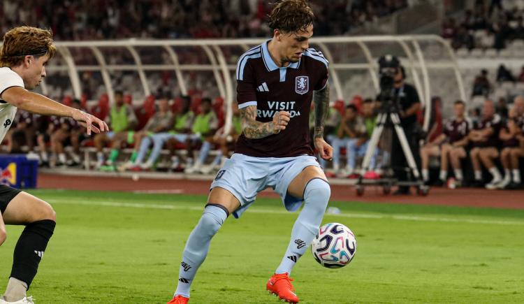 Imagen de Alejandro Garnacho, entre su nuevo desafío en Aston Villa y olvidar dos temporadas frustrantes