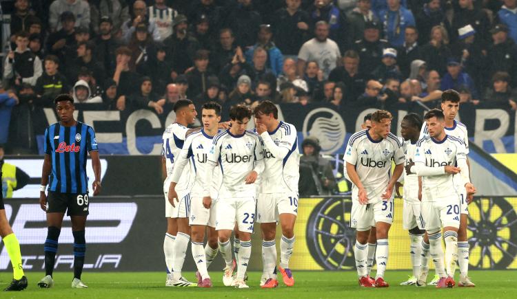 Imagen de Notable partido de Máximo Perrone: golazo y salvada en la línea