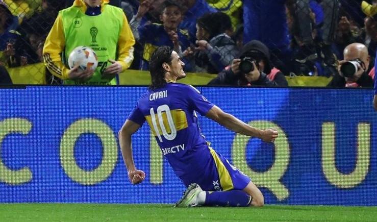 Imagen de Boca cumplió el primer objetivo y le ganó a Cruzeiro gracias a Cavani