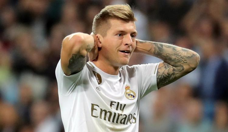 Imagen de KROOS AISLADO POR CONTACTO ESTRECHO