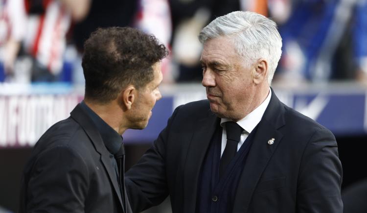 Imagen de Rivales, no enemigos: la hidalga despedida del Cholo Simeone a Carlo Ancelotti