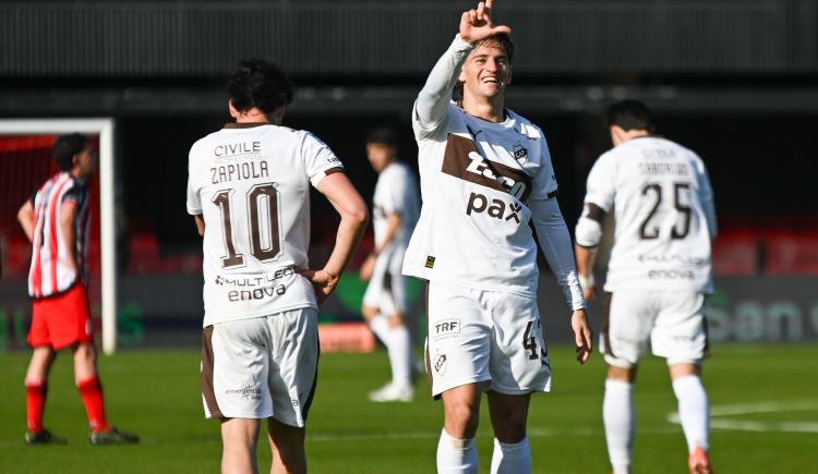 Imagen de Platense hizo historia en Olavarría y Luna y cortó una racha centenaria ante Barracas Central