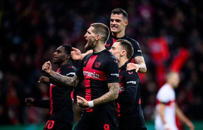 Imagen de Bayer Leverkusen ganó un partidazo y avanzó a semifinales de la Copa de Alemania