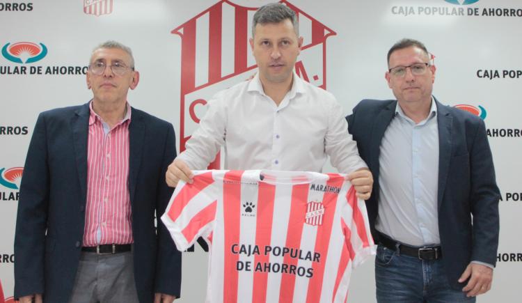 Imagen de Diego Flores es el nuevo entrenador de San Martín de Tucumán