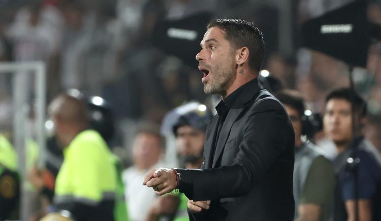 Imagen de Fernando Gago recalcula: qué piensa para el armado del equipo