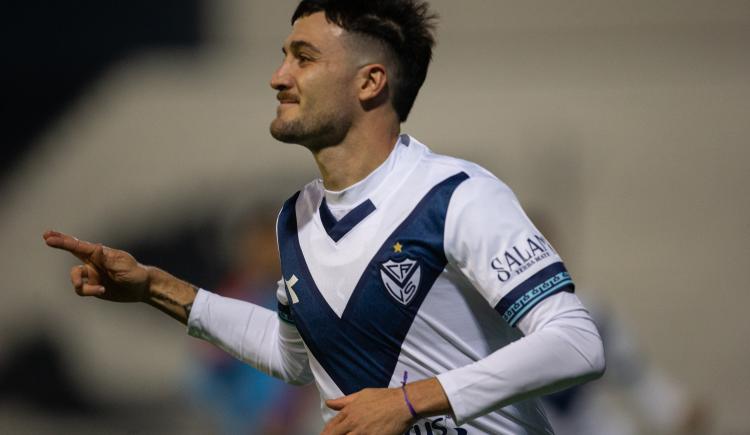 Imagen de Vélez derrotó a Arsenal y se ilusiona con la Copa Argentina