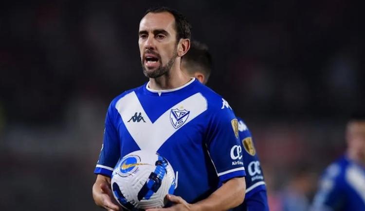 Imagen de Diego Godín: lágrimas y emoción por su retiro en Vélez