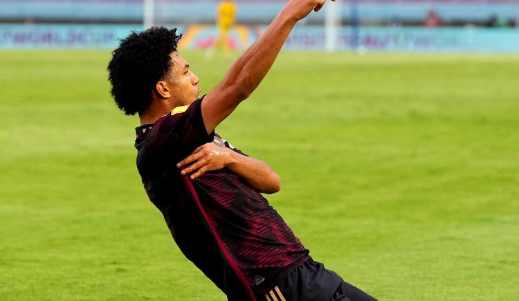 Imagen de El gol de Brunner para poner Argentina 0-1 Alemania