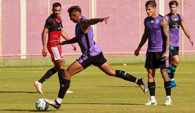 Imagen de Racing no pudo con General Caballero en sus primeros amistosos de pretemporada