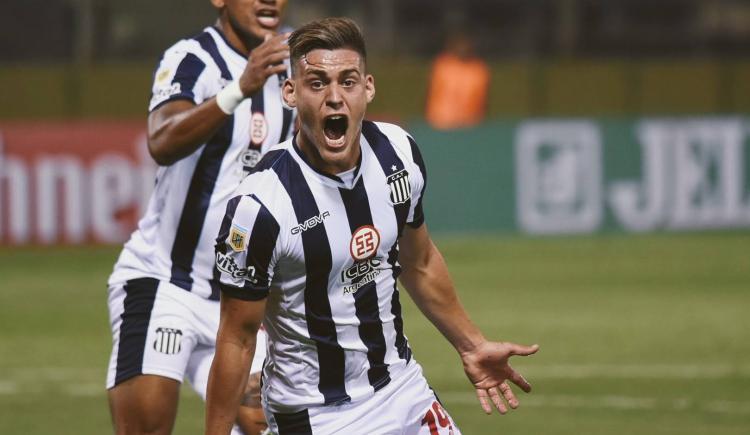 Imagen de Talleres se recuperó con una goleada vital