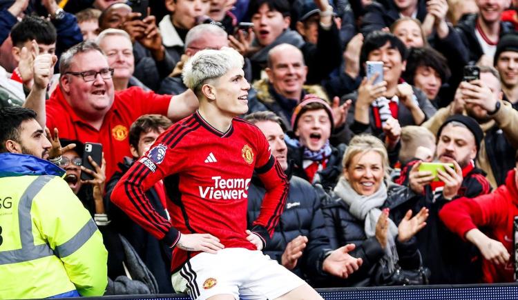 Imagen de El Joven Maravilla lo hizo de nuevo: doblete de Garnacho en Manchester United