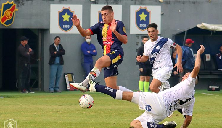 Imagen de Colegiales venció a Merlo y terminó tercero en el torneo Apertura de la Primera B