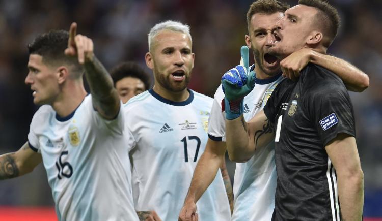 Imagen de Franco Armani: “Ojalá podamos tener a Otamendi en River”