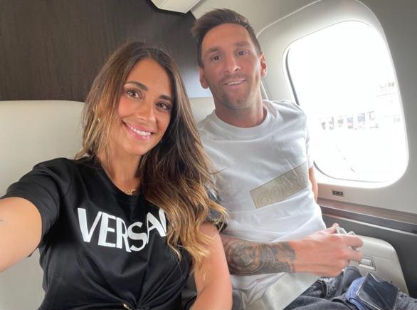 Imagen de ANTONELLA ROCUZZO: “HACIA UNA NUEVA AVENTURA JUNTOS”