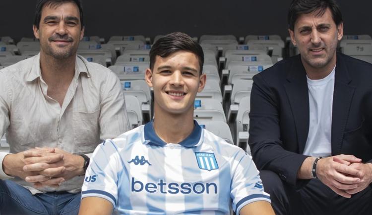 Imagen de Con palabras de Messi, Racing presentó oficialmente a Valentín Carboni