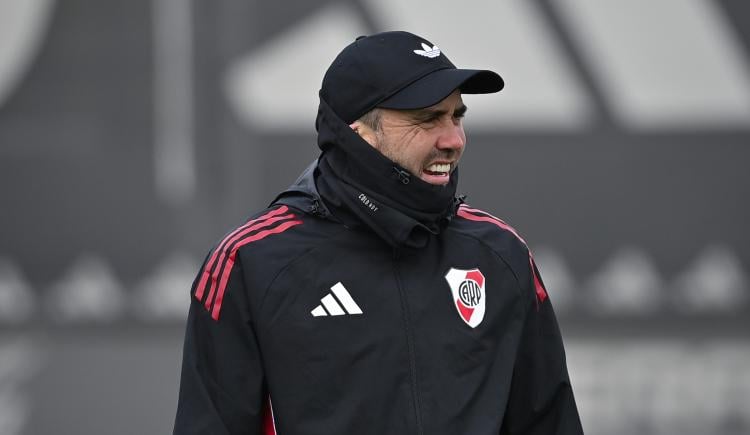 Imagen de Con varios regresos, Coudet diseña el once titular ante San Lorenzo